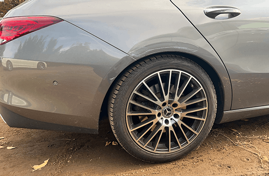 メルセデス・ベンツ CLA250 左側面キズ・へこみ修理